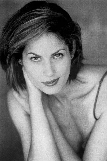 Liesl Lombardo - Actor Profile Photo