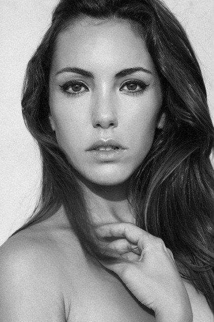 Anna Gonzalvo - Actor Profile Photo