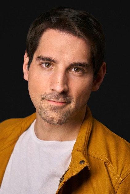 Álex Larumbe - Actor Profile Photo