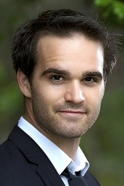 Dean Mayer - Actor Profile Photo
