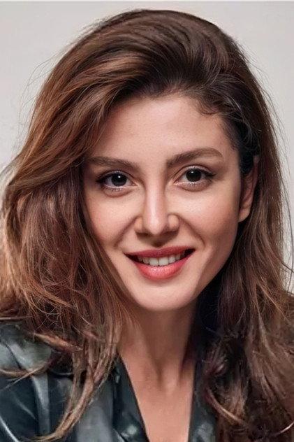 Funda Kadıoğlu - Actor Profile Photo