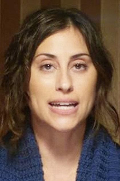 Carly Robins - Actor Profile Photo