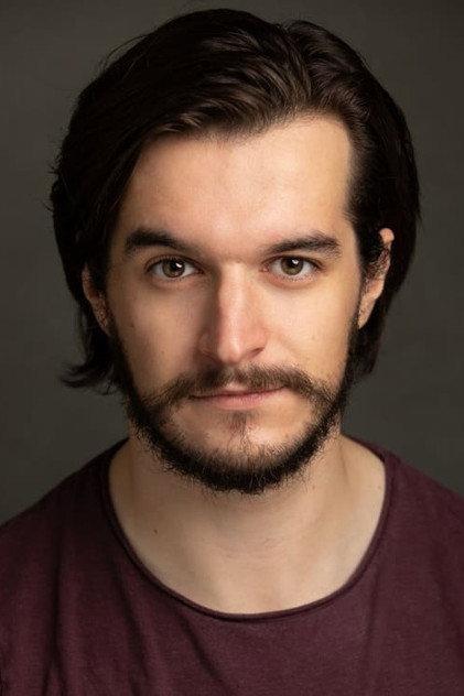 Ferne Romaniuk - Actor Profile Photo