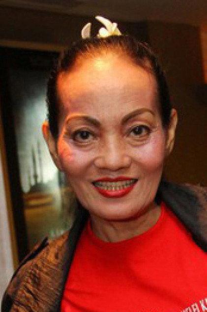 Titi Qadarsih - Actor Profile Photo