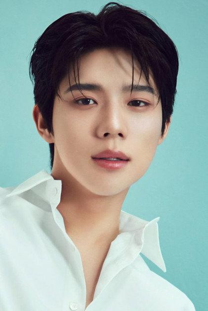 Moon Sang-min - Actor Profile Photo