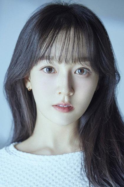Yoon Ye-joo - Actor Profile Photo