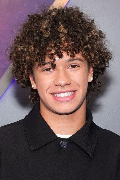 Nathaniel Buescher - Actor Profile Photo