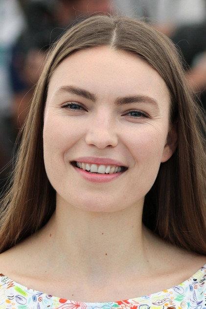Cristina Chiriac - Actor Profile Photo