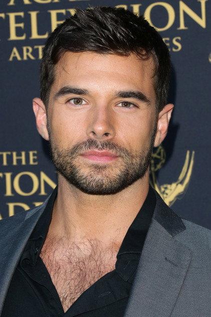 Josh Swickard - Actor Profile Photo