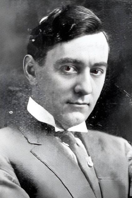 Gaston Bell - Actor Profile Photo