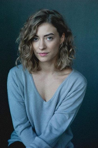 Laura Ferries - Actor Profile Photo