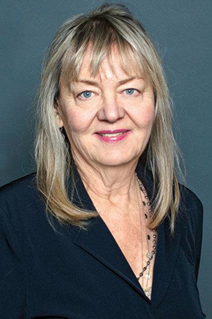 Ellen Chenoweth - Actor Profile Photo