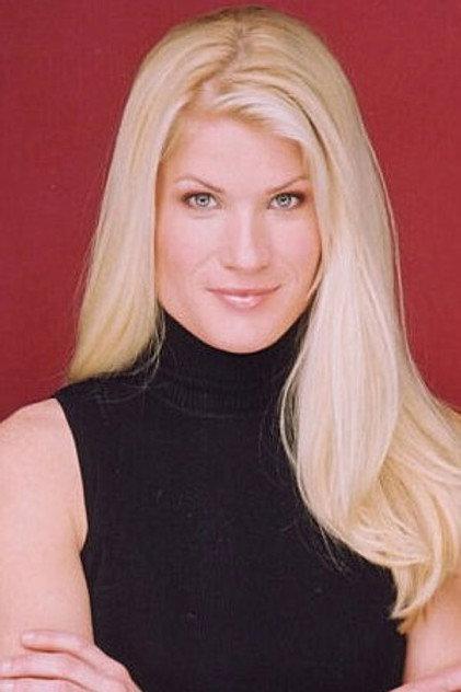 Sarah Plommer - Actor Profile Photo