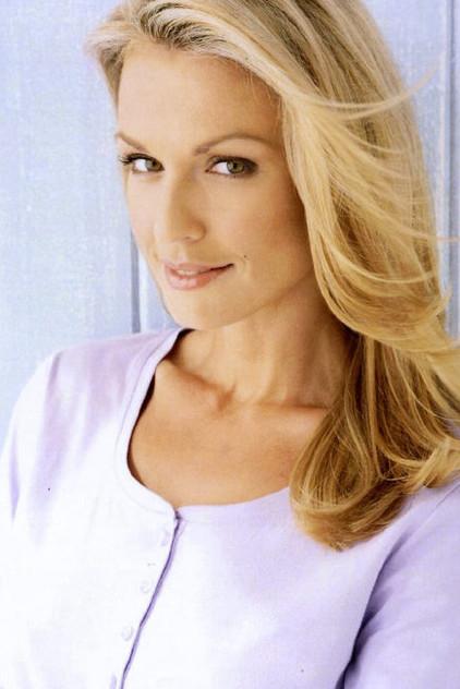 Tania Deighton - Actor Profile Photo