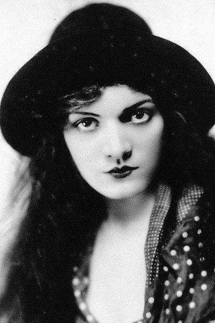 Katherine Perry - Actor Profile Photo