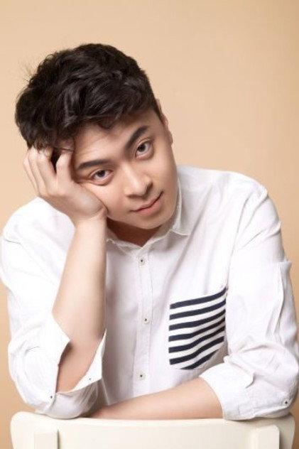 Donglin Yang - Actor Profile Photo
