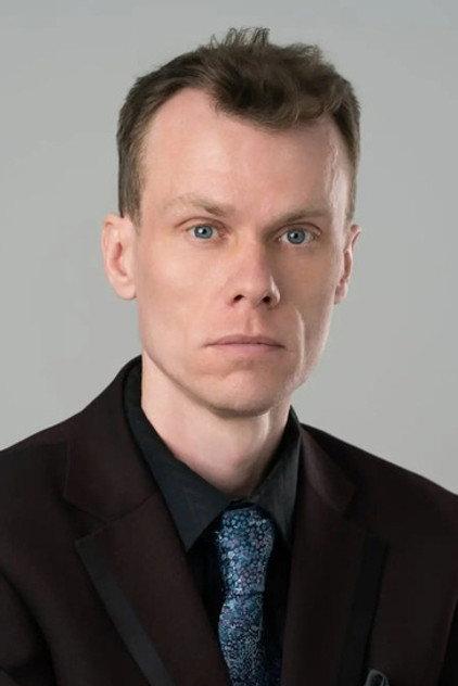 Mark Finlayson - Actor Profile Photo