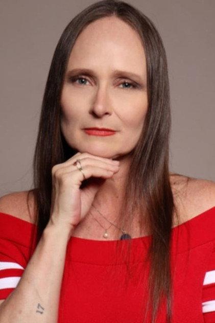 Ana Izabel Martins - Actor Profile Photo