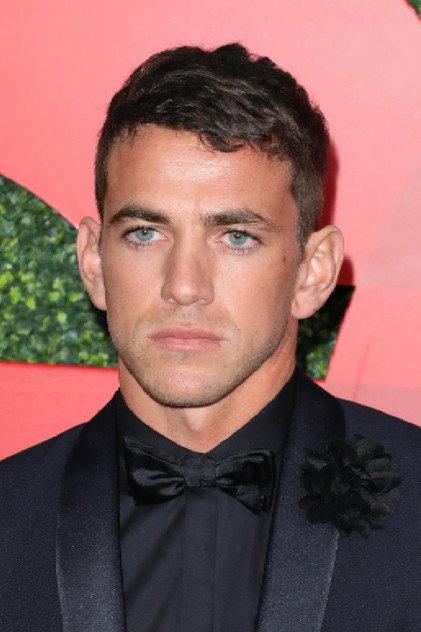 Alex Fine - Actor Profile Photo
