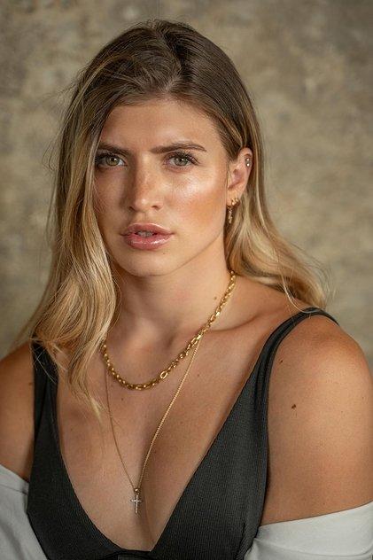 Aurélia Agel - Actor Profile Photo