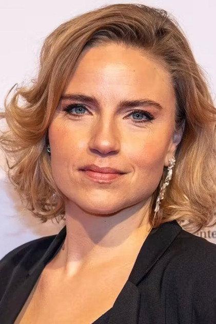 Josephine Park - Actor Profile Photo