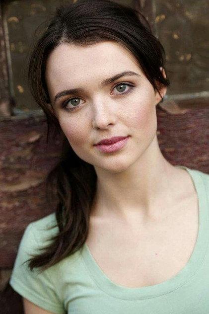 Philippa Northeast - Actor Profile Photo