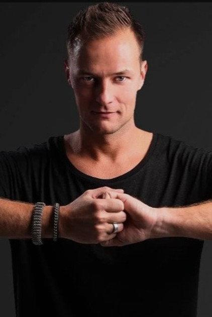 Yves Van Geertsom - Actor Profile Photo