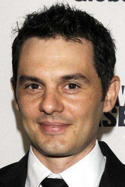 Fred Ewanuick - Actor Profile Photo