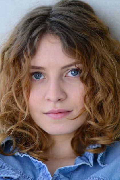 Marie Meinzenbach - Actor Profile Photo