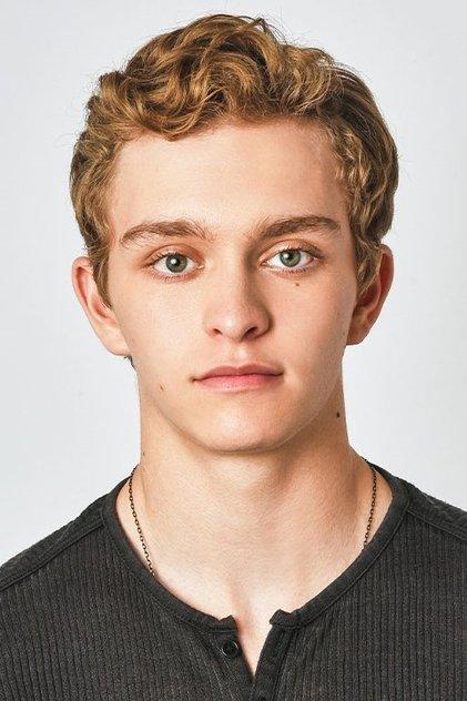 Gavin Lewis - Actor Profile Photo