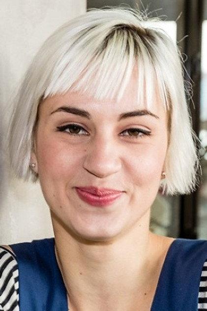 Suzanne Kipping - Actor Profile Photo
