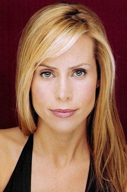 Carin Moffat - Actor Profile Photo