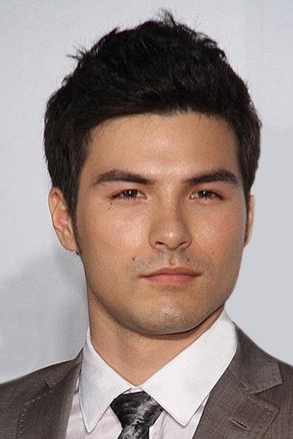 Rhydian Vaughan - Actor Profile Photo