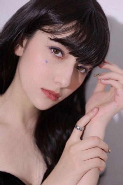 A Yixia - Actor Profile Photo