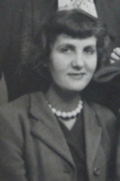 Vera Linnecar - Actor Profile Photo