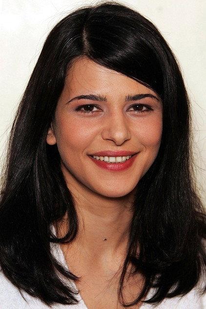 Lale Yavaş - Actor Profile Photo