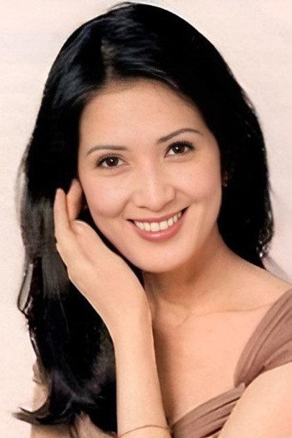 Ayumi Ishida - Actor Profile Photo