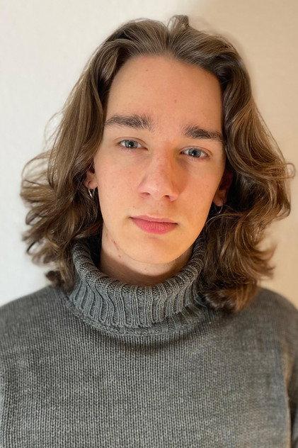 Emilio Gil Brand - Actor Profile Photo