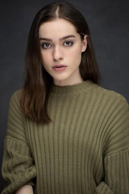 Kelly Bastard - Actor Profile Photo