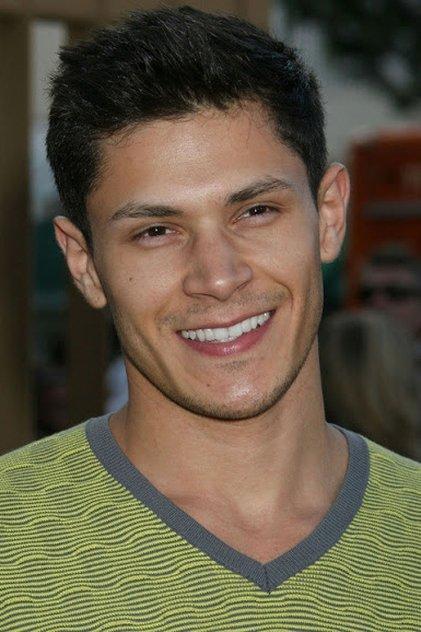 Alex Meraz - Actor Profile Photo