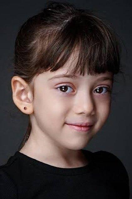 Ada Erma - Actor Profile Photo