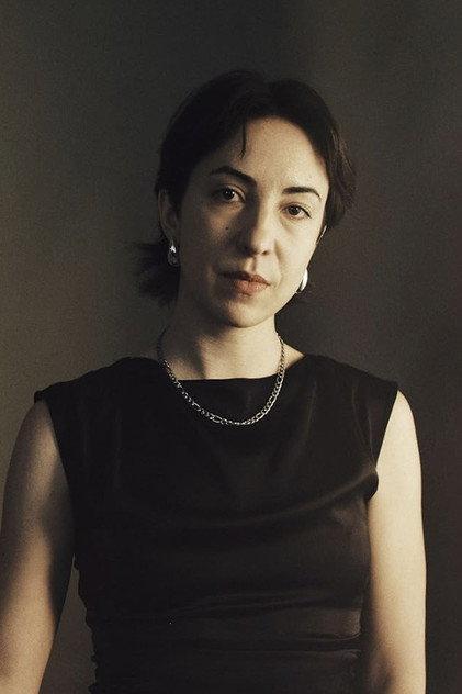 Sophy Romvari - Actor Profile Photo