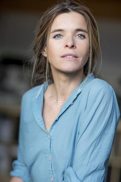 Samantha Rénier - Actor Profile Photo