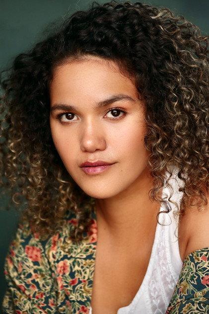 Emma McDonald - Actor Profile Photo