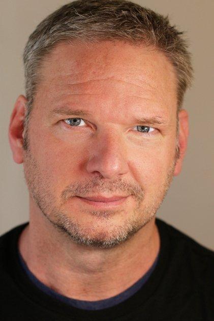 Tom Kiesche - Actor Profile Photo