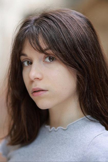 Ninon Le Henry - Actor Profile Photo