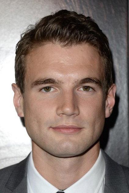 Alex Russell - Actor Profile Photo