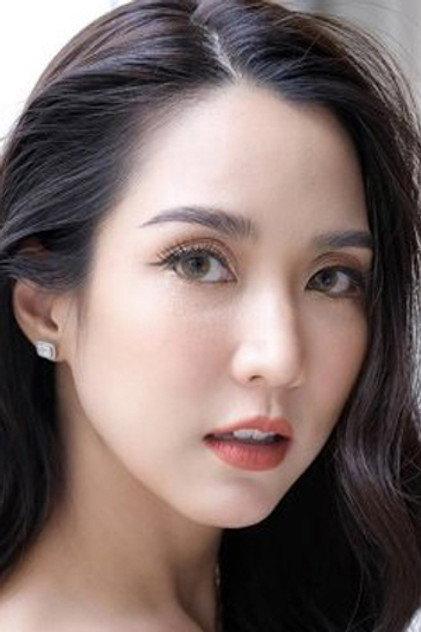 Akhamsiri Suwanasuk - Actor Profile Photo