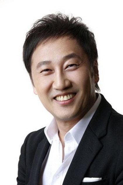 Yoo Yeol - Actor Profile Photo