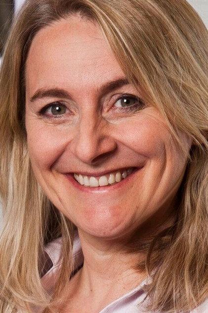 Emma Kennedy - Actor Profile Photo